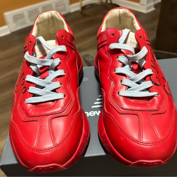 Selling my Gucci Rython 100 Reds - Picture 1 of 3
